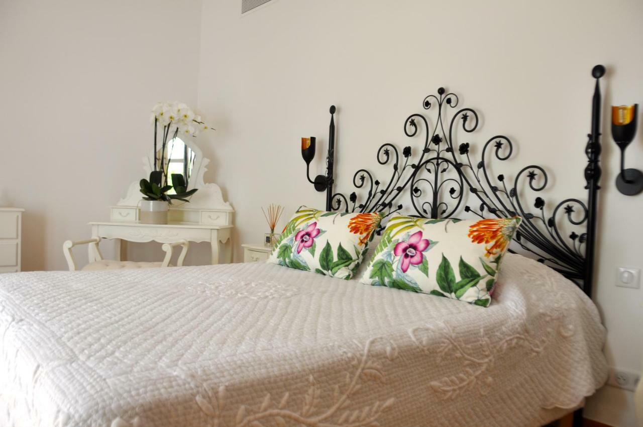 Mas Du Perthus Bed & Breakfast Cassis Exterior photo
