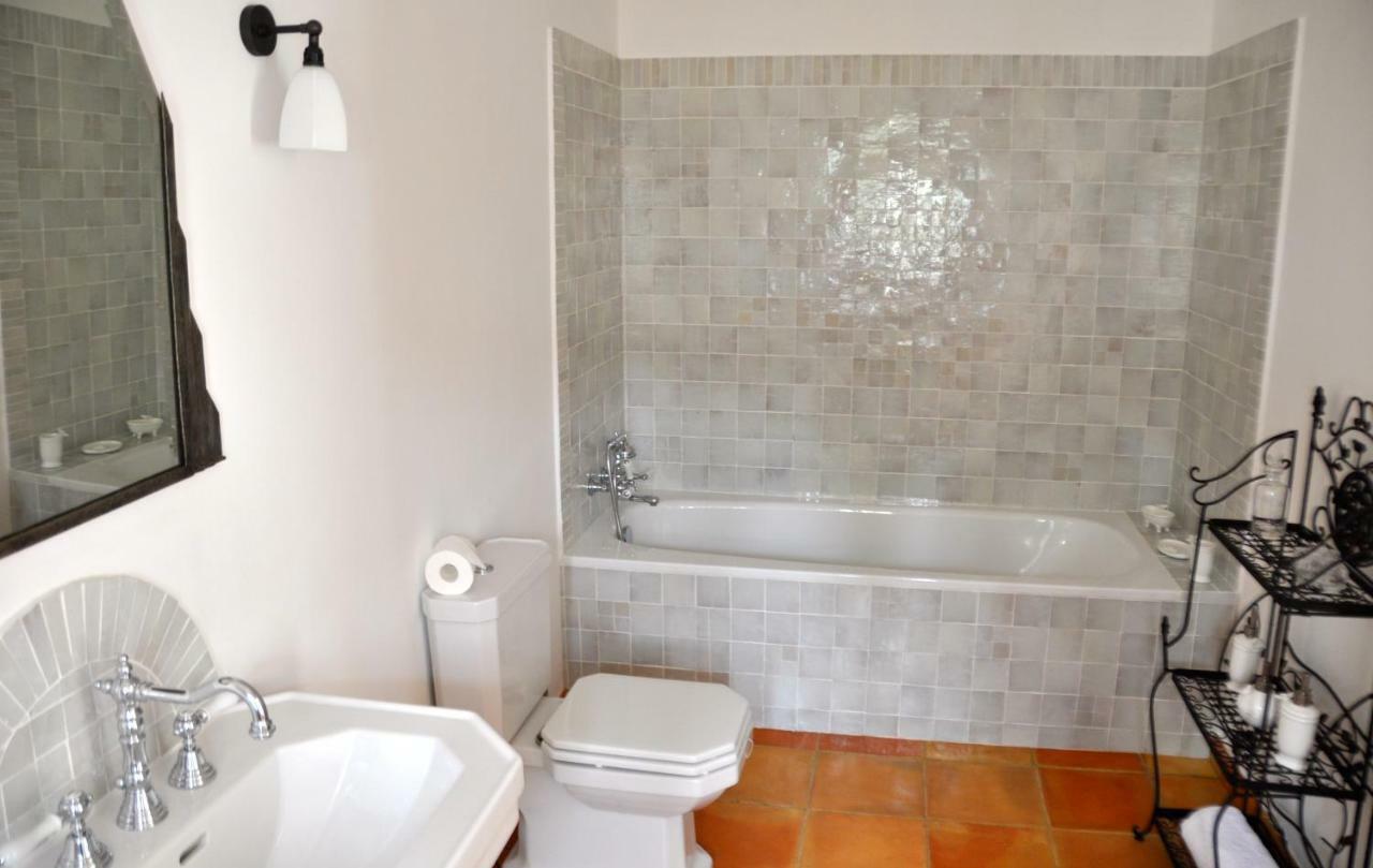 Mas Du Perthus Bed & Breakfast Cassis Exterior photo